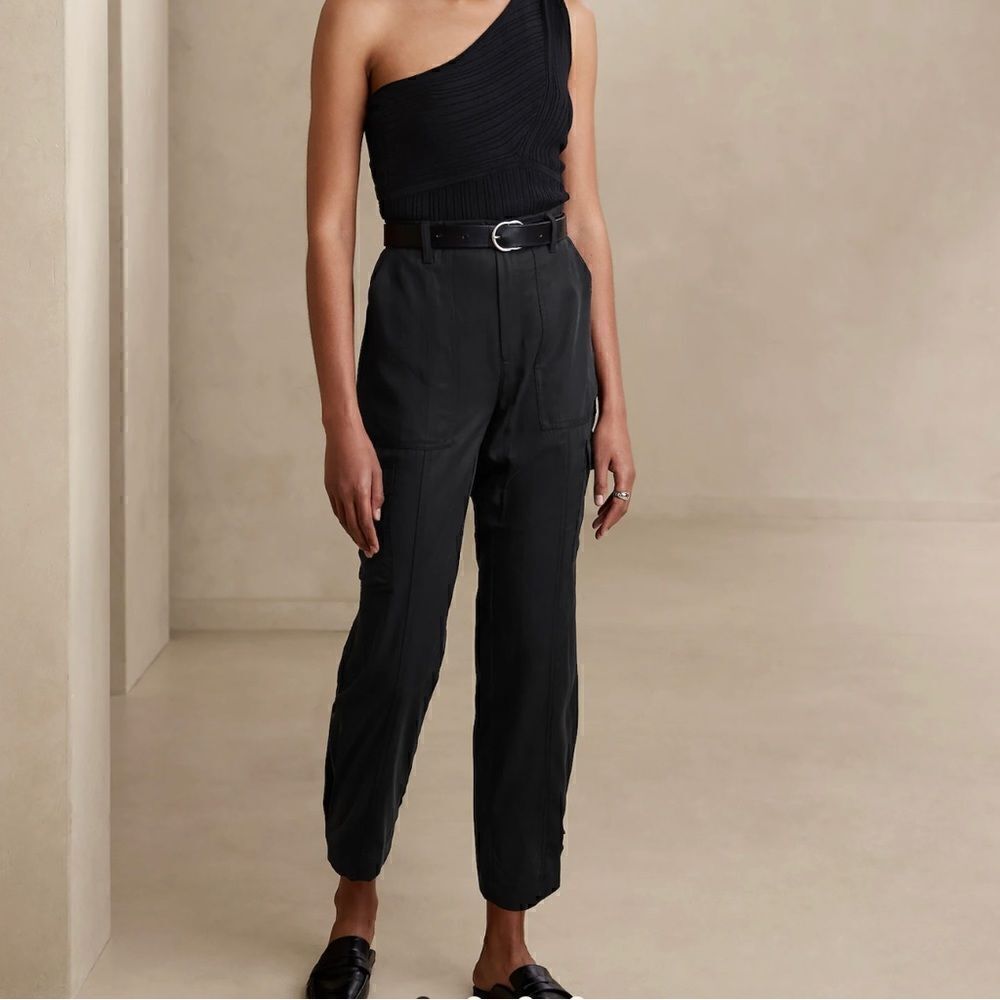 Banana Republic Factory Black Cargo Pants